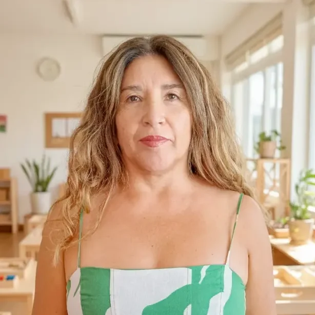 Sandra F., co-guía Montessori en Escuelita Amancay, educación alternativa en La Serena