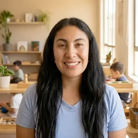 Katherine Leguizamon. asistente de aula en Escuelita Amancay, escuela alternativa en La Serena
